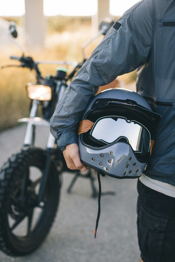 Casque moto pas cher : intégral, jet, cross pour tous les budgets